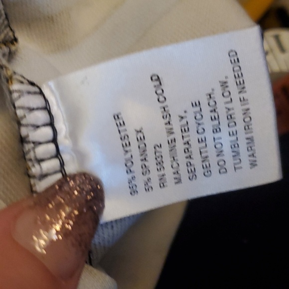 Black & Gold floral dress - Picture 11 of 12